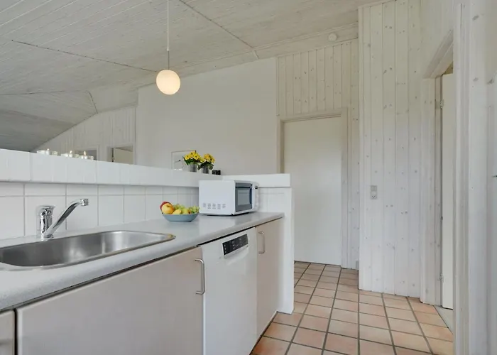 Nyssa - 350m From The Sea By Interhome Holiday home *